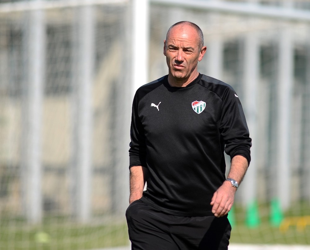 Le Guen: Sow İlk 11E Girecek Durumda Değil