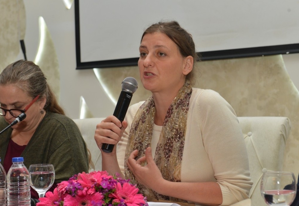 Nilüferli Kadınlar Sevgi Soysalı Kızından Dinledi