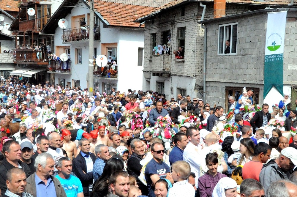 Osmangaziden Bulgaristanda Sünnet Şöleni