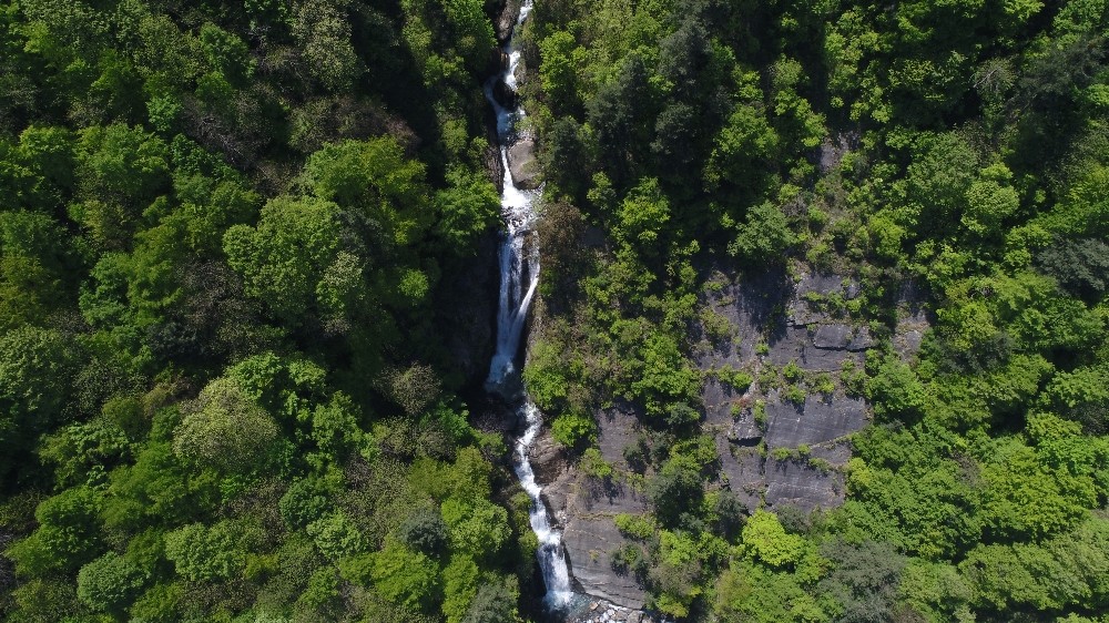 (Özel Haber) Bursanın Şelalelerinden Büyüleyen Görüntü