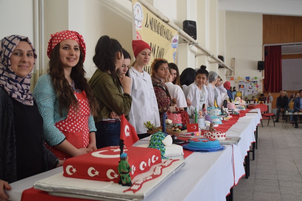 Pastalar Kanatlandı