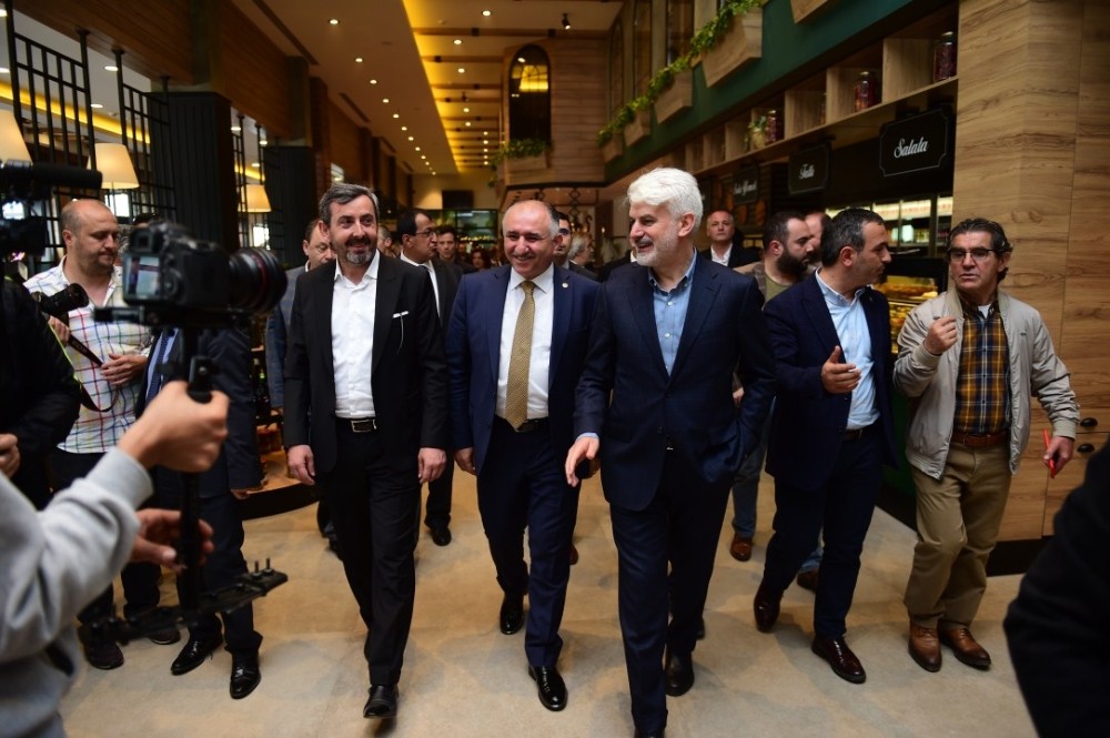 Sezgin Izgaraya Görkemli Açılış