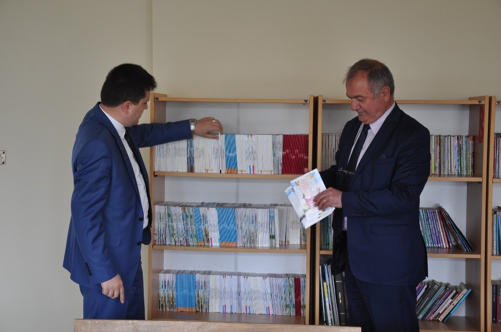 Uedaş 13. Kütüphanesini İnegölde Açtı