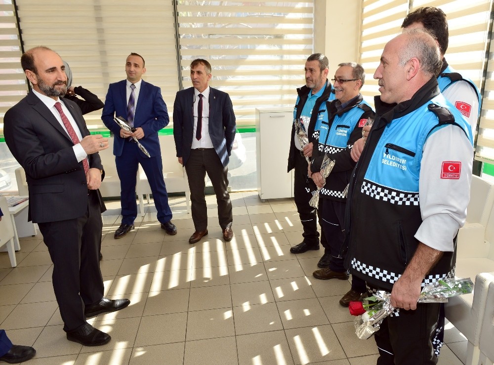 Yıldırımda 500 Bin Kişiye Şifa Dokunuşu