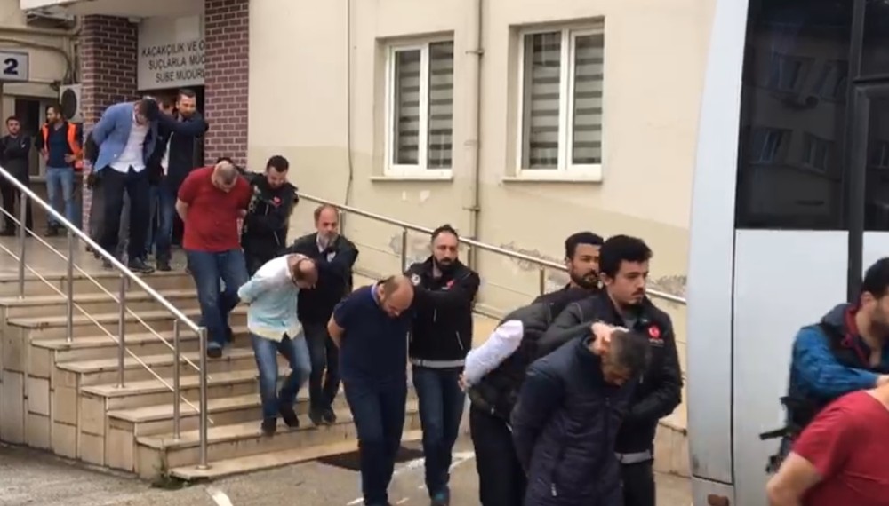 Bursada 15 Zehir Taciri Adliyeye Sevk Edildi