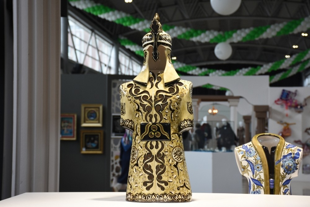 Busmekten Kültürel Semboller Sergisi