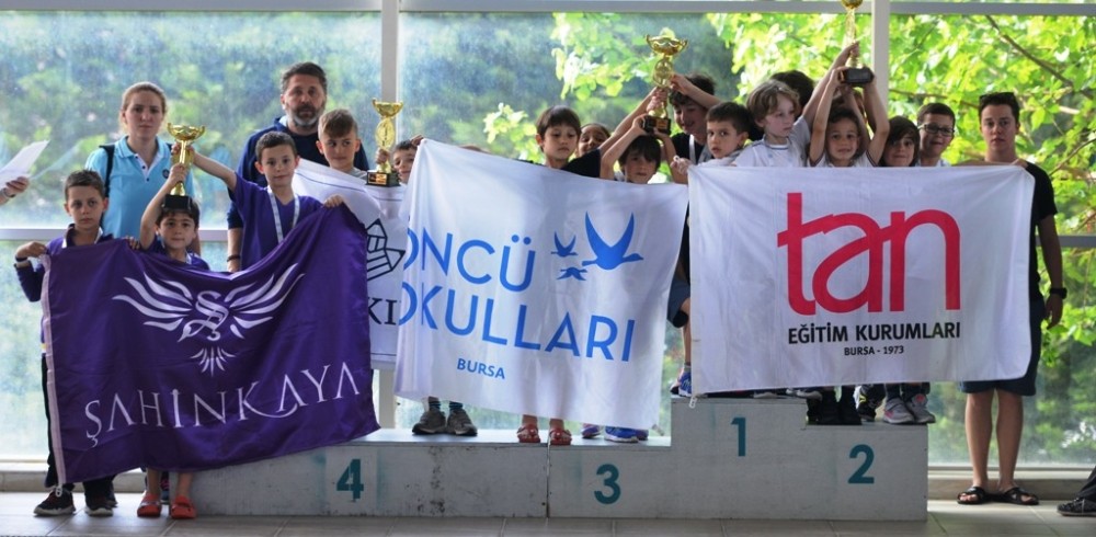 Kulaçlar Şenlik İçin Atıldı