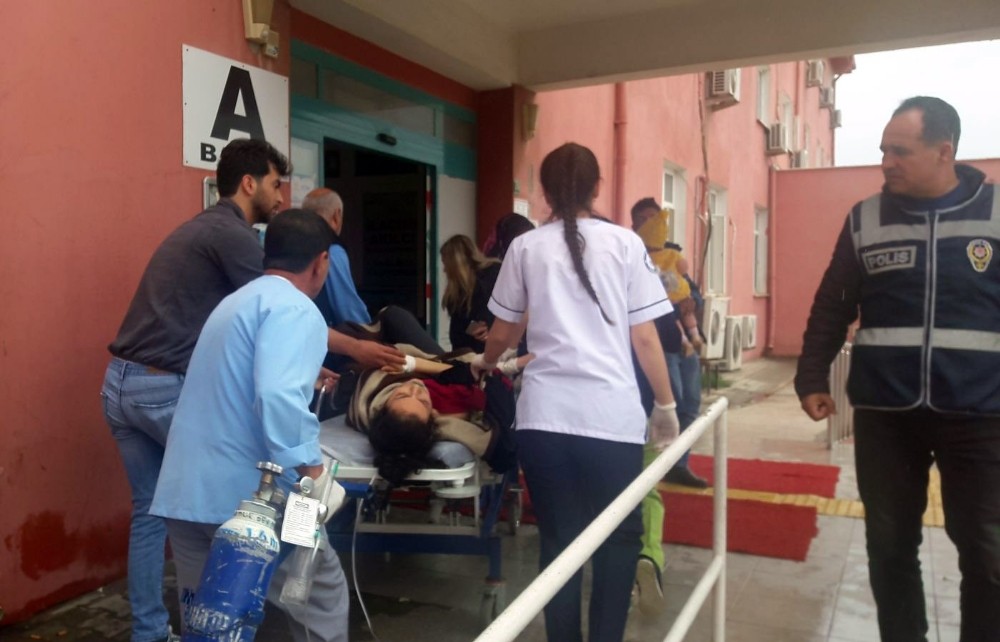 Önce Kız Arkadaşını, Sonra Kendini Bıçakladı