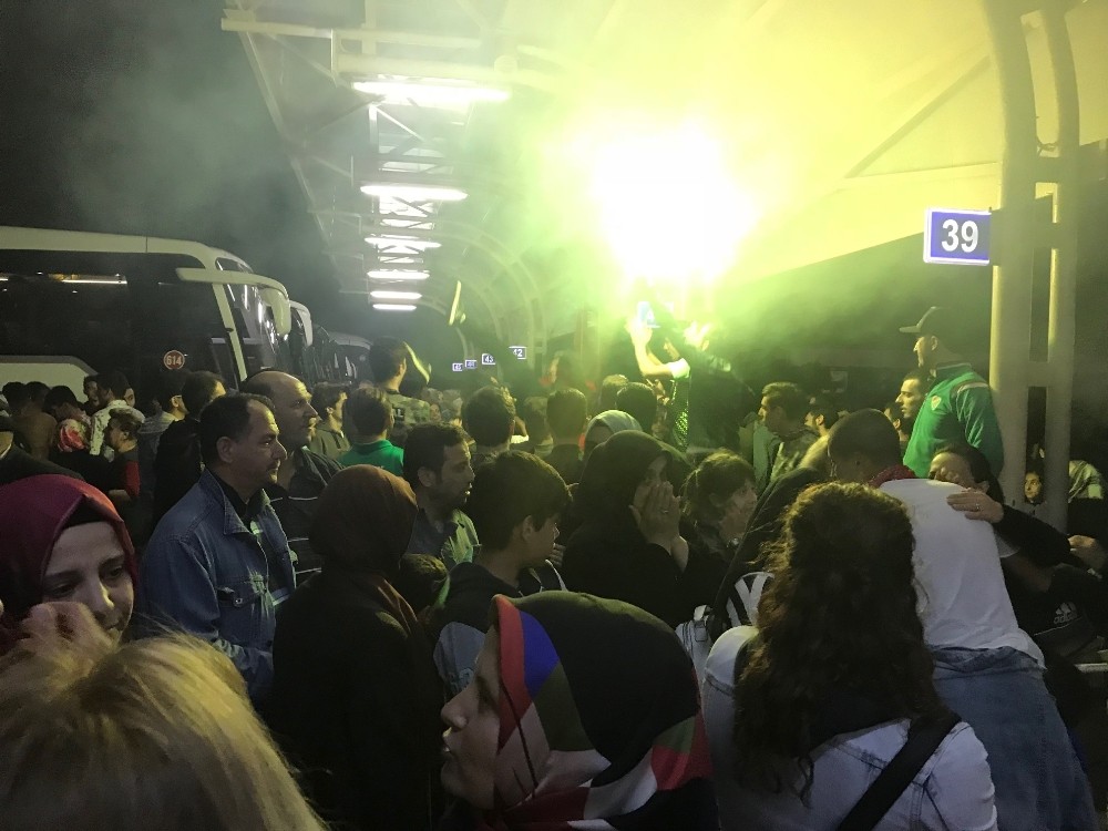 (Özel Haber) Derbi Maça Gider Gibi Askere Gidiyorlar