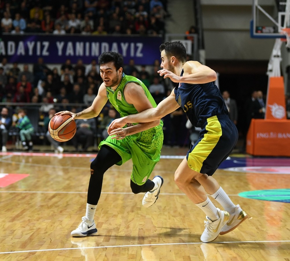 Tofaş, Fenerbahçe Doğuşa Konuk Oluyor