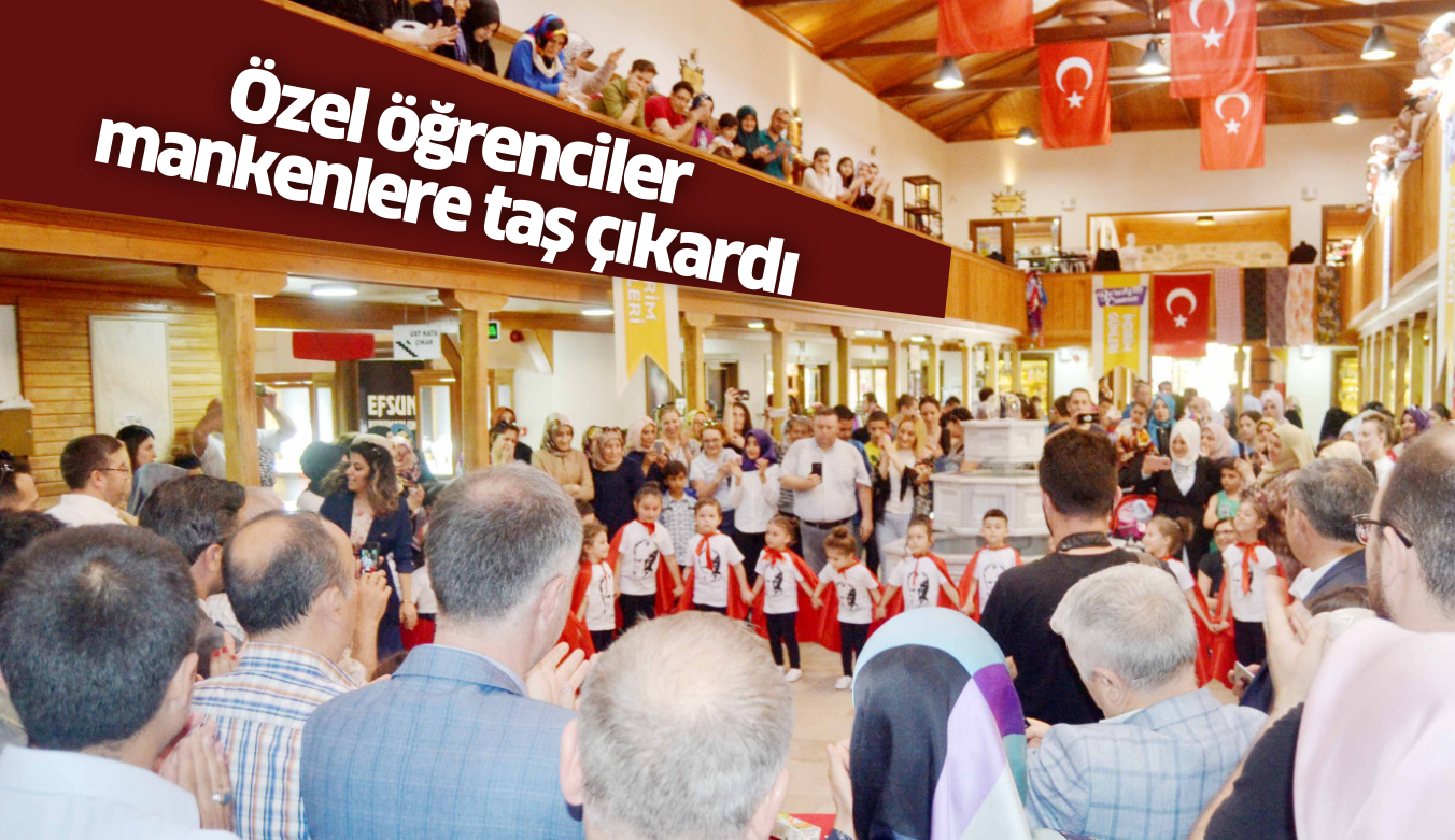 Özel öğrenciler mankenlere taş çıkardı