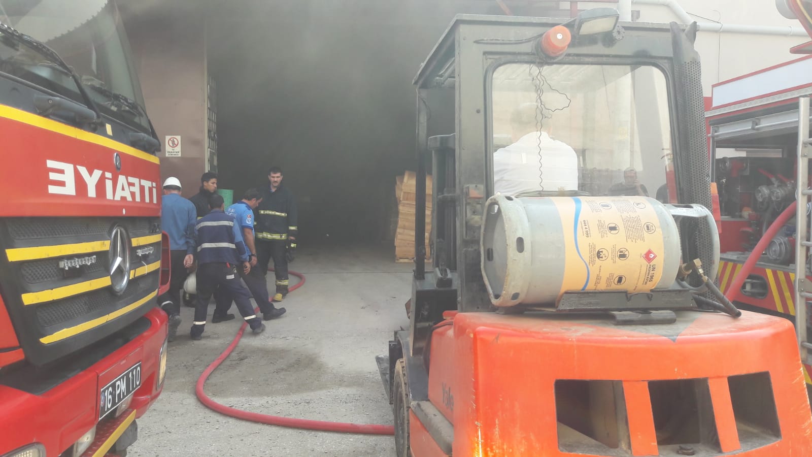 Sanayide korkutan yangın