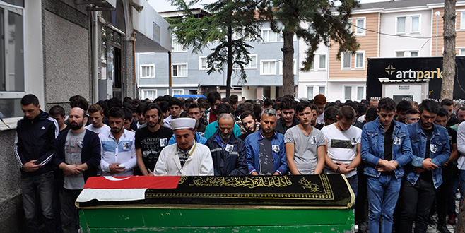 Ömrünün baharında Hayatını kaybetti