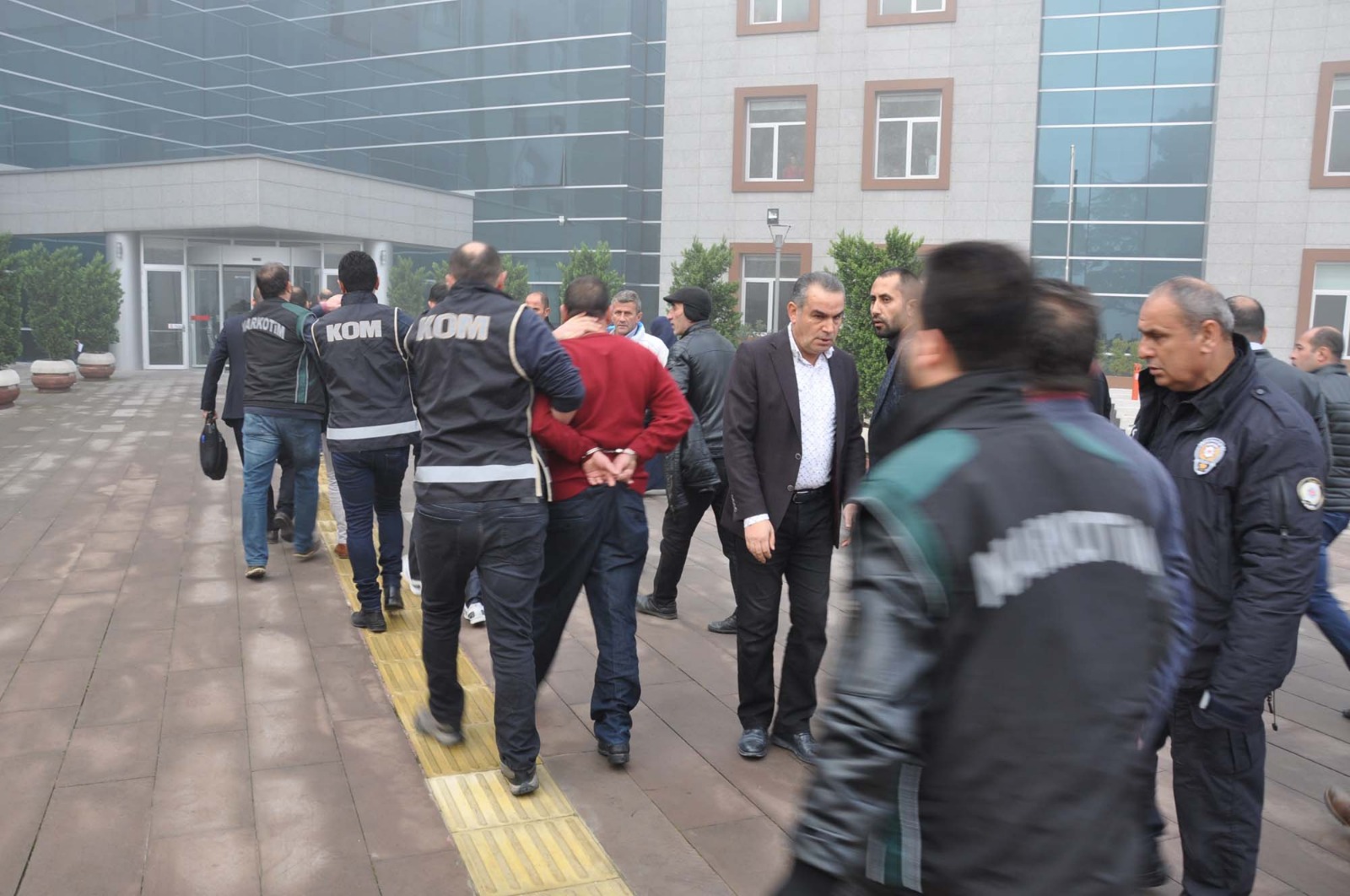 Tapu operasyonunda tutuklama