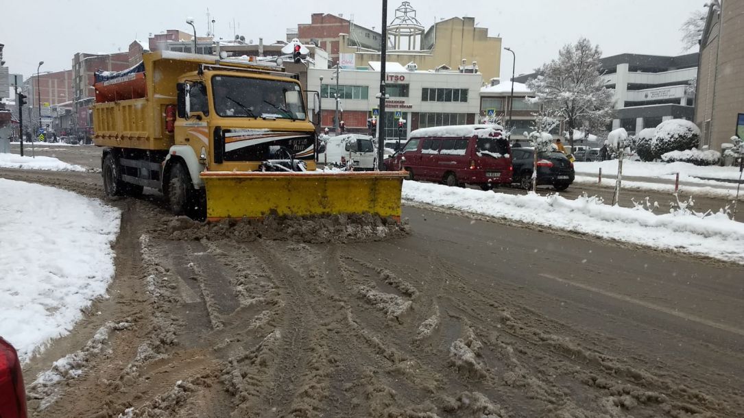 Karla Mücadele Çalışmaları Aralıksız Devam Ediyor