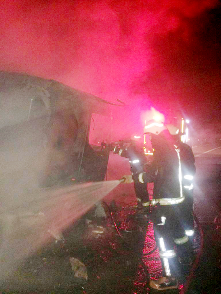 MOBiLYA YüKLü TIR ALEV ALDI