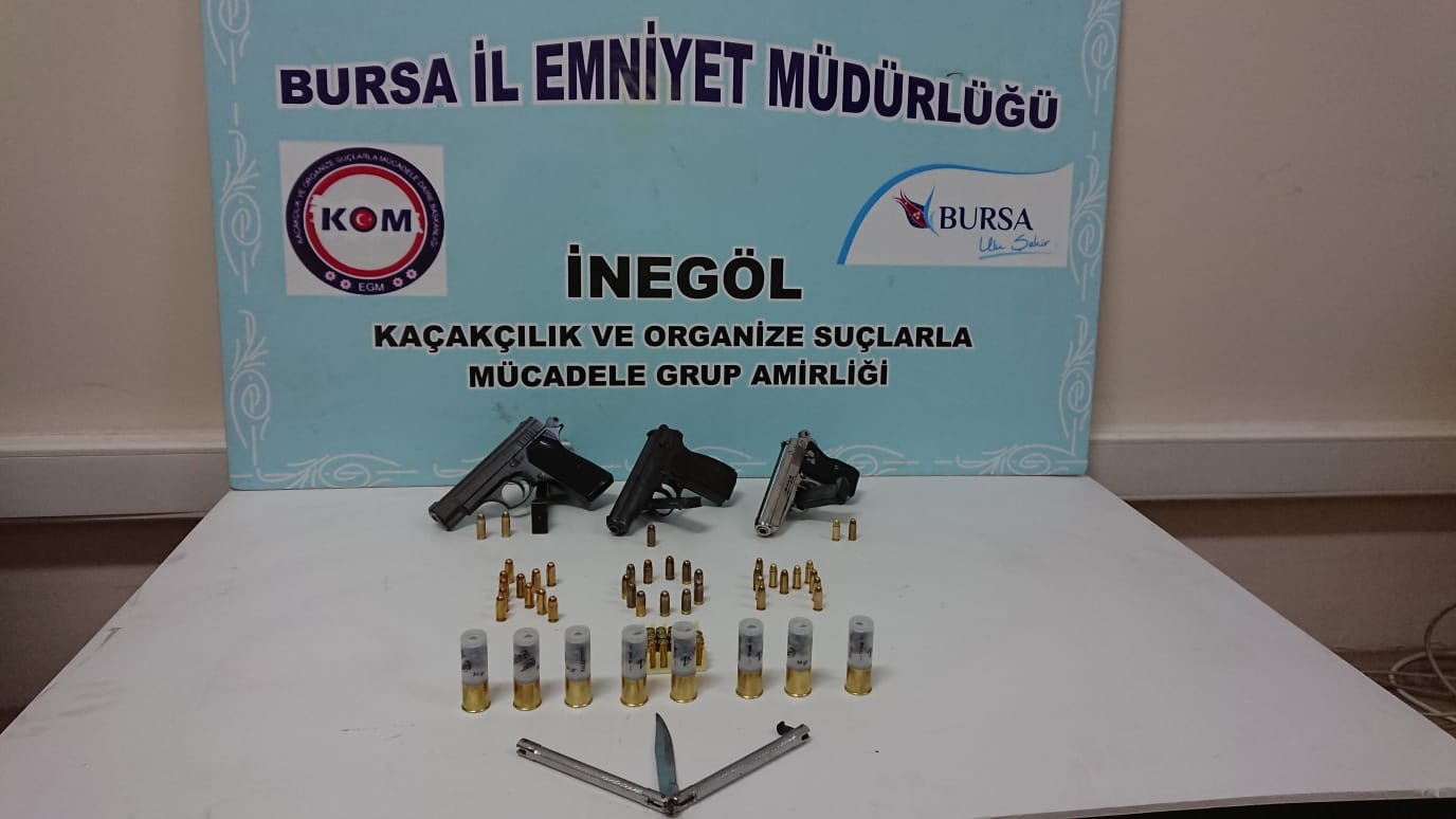 Ruhsatsız silah ele geçirildi