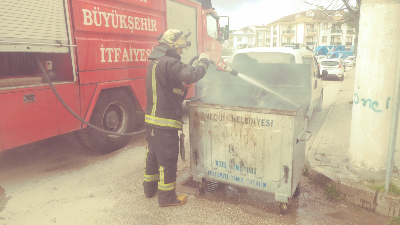Konteynır yangını tepki çekti