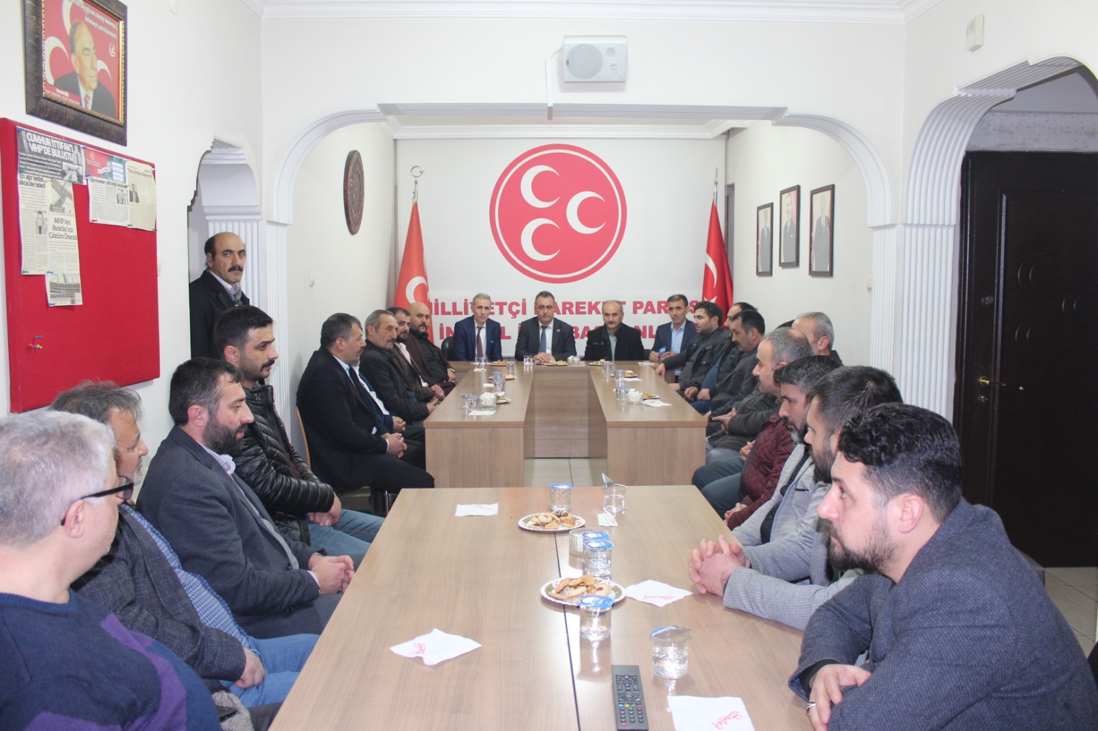 MHP’nin meclis üyelerini destekleyecekler