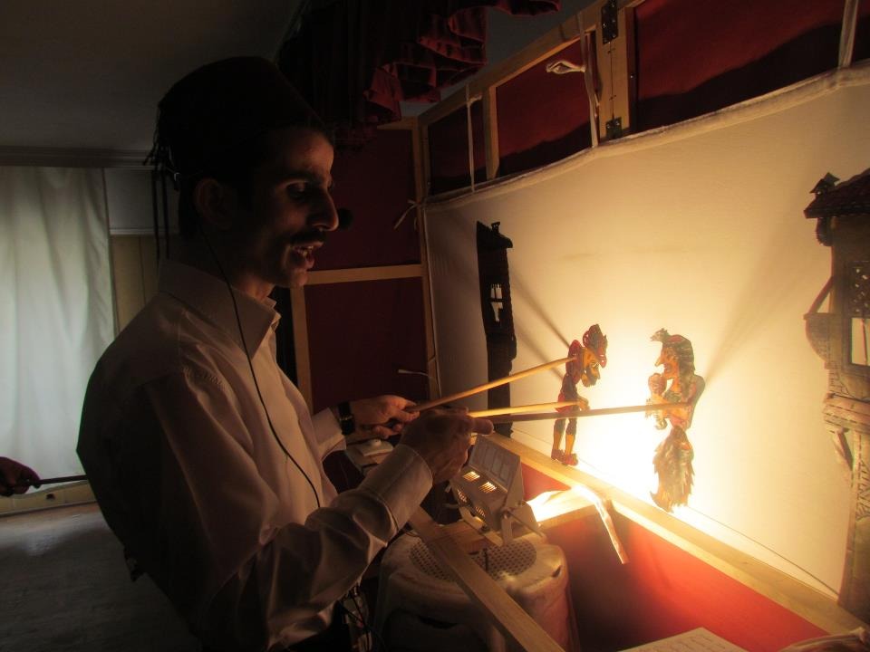 Karagöz Gölge Oyunu Gösterimde