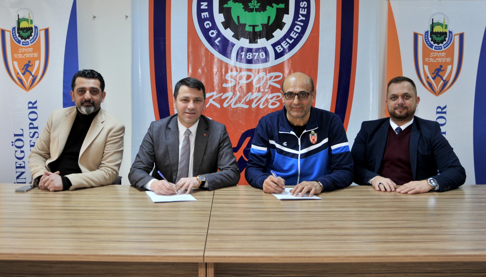 Belediyespor Fazıl Demirci ile anlaştı