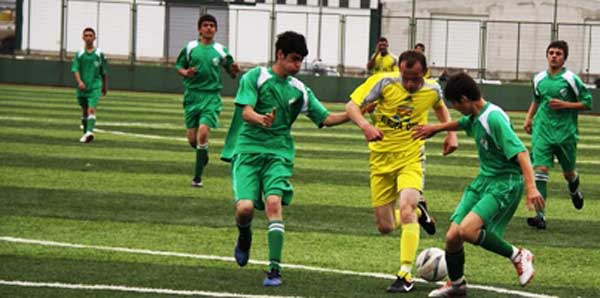 Amatörde heyecan sürüyor