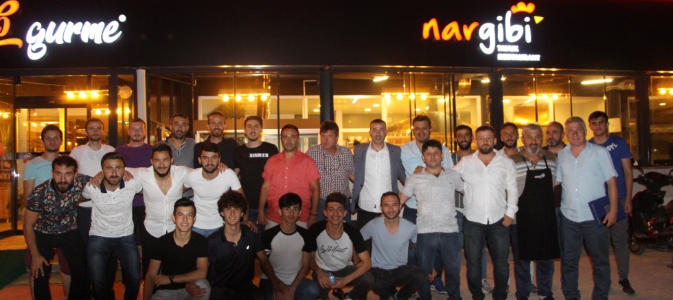 KARADENİZ GÜVENSPOR  TANIŞMA YEMEĞİNDE BİR ARAYA GELDİ