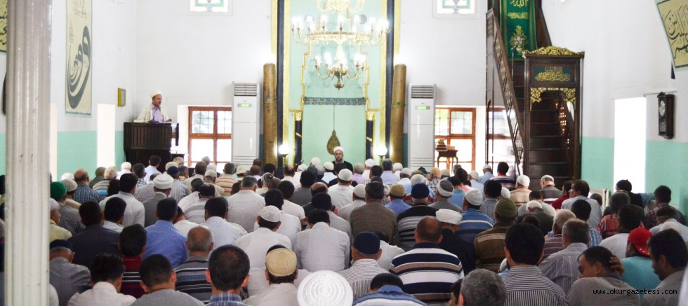LGBT AHLAKSIZLIĞI CUMA HUTBESiNE TAŞINDI
