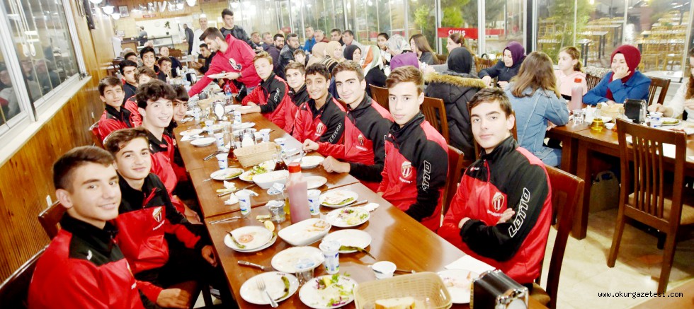 ALTYAPI EKiBi YEMEKTE BULUŞTU