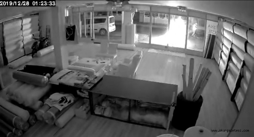 SANAYiYi KüLE ÇEViRECEKLERDi