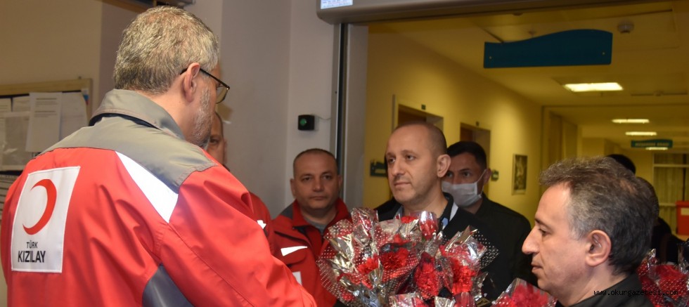 KIZILAY SAĞLIK PERSONELİNİ UNUTUMADI