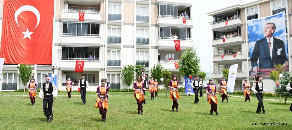 SOSYAL MESAFE 19 MAYIS COŞKUSUNA ENGEL OLMADI