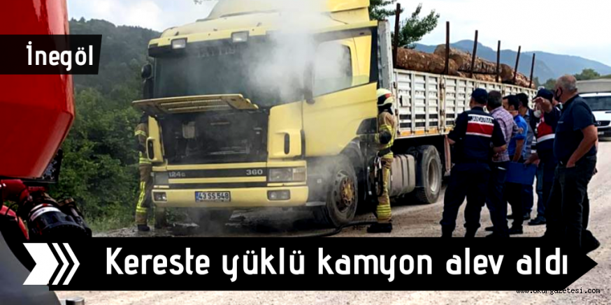KAMYON ANİDEN ALEV ALDI