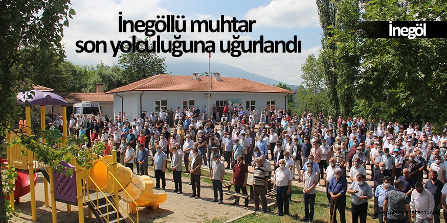 Devrilen traktörün altında kalan hayatını kaybeden muhtar defnedildi