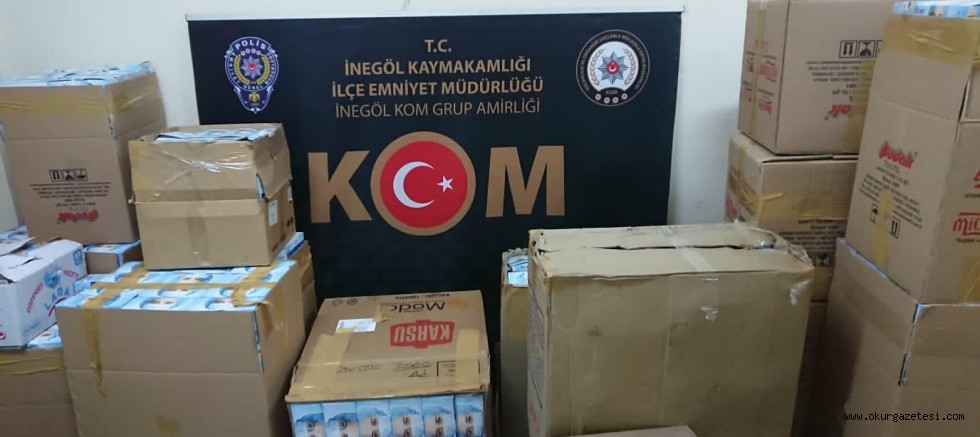 Emniyetten kaçak maske üretim fabrikasına operasyon