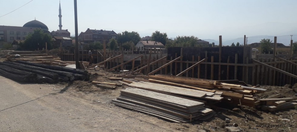 İNEGÖL’E YAKIŞMAYAN İNŞAAT MANZARALARI MERCEK ALTINDA