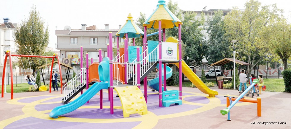 ESKİYEN PARKLAR YENİLENİYOR