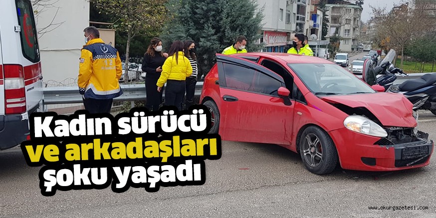 Kontrolden çıkan otomobil bariyerlere çarparak durabildi