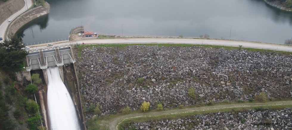 Doğancı Barajı da su salmaya başladı