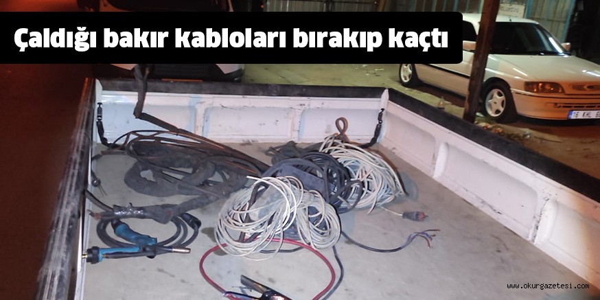 Çaldığı bakır kabloları bırakıp kaçtı