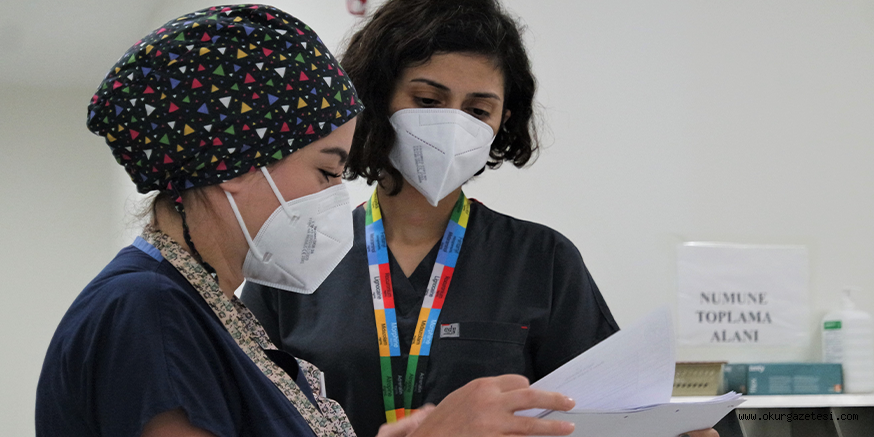 Bebeğini göremeden ölen annenin üzüntüsünü yaşayan doktordan aşı çağrısı