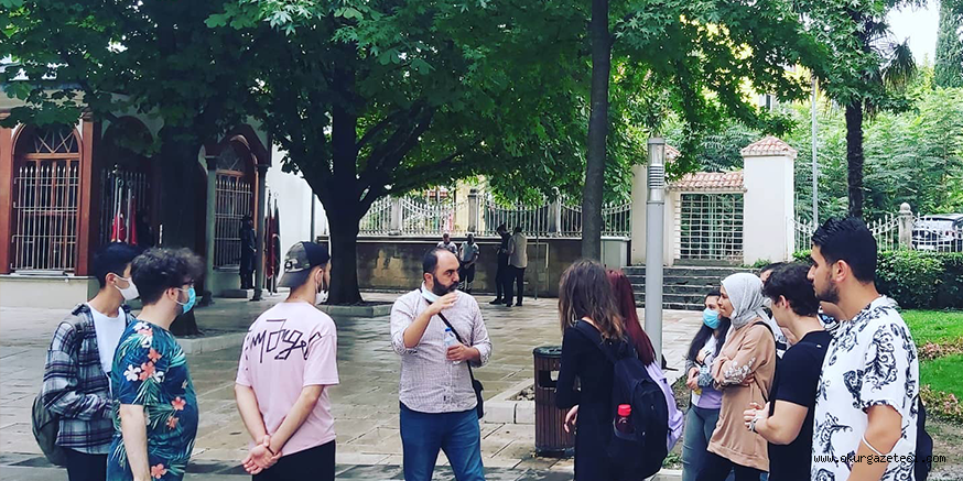 Gençler Bursa’yı adımladı