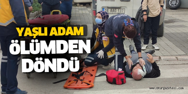 Geri manevra yapan hafif ticari aracın çarptığı yaşlı adam yaralandı