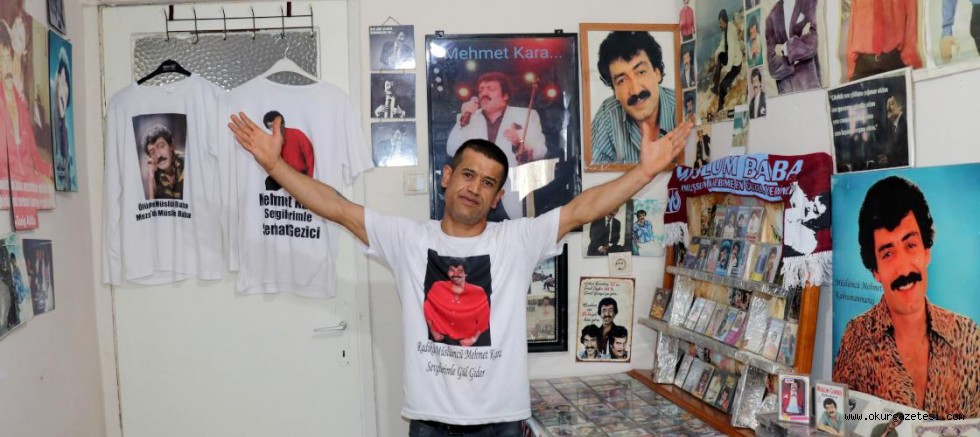 Kebap ustası, evini hayranı olduğu Müslüm Gürses’in kaset ve fotoğraflarıyla donattı