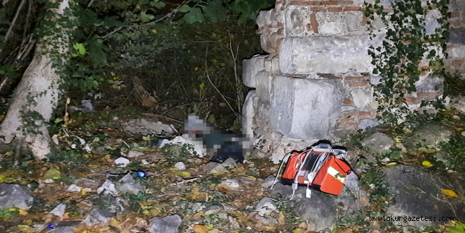 Tarihi surların olduğu mevkide ceset bulundu