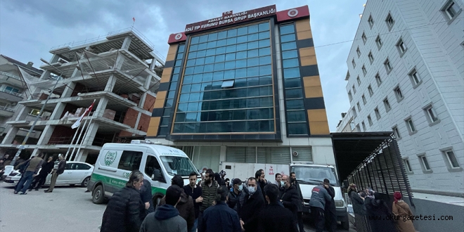 Bursa’da otomobilin tıra çarpması sonucu 4 genç öldü