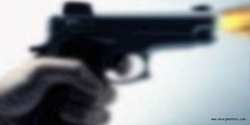 Boşanma aşamasındaki eşini silahla öldüren sanık yargılanıyor