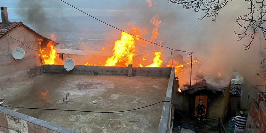 Bursa’da Uludağ eteklerindeki bir evde çıkan yangın söndürüldü