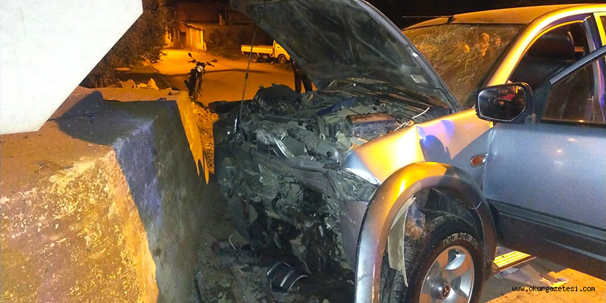 İznik’te bir aracın duvara çarpması sonucu 5 kişi yaralandı