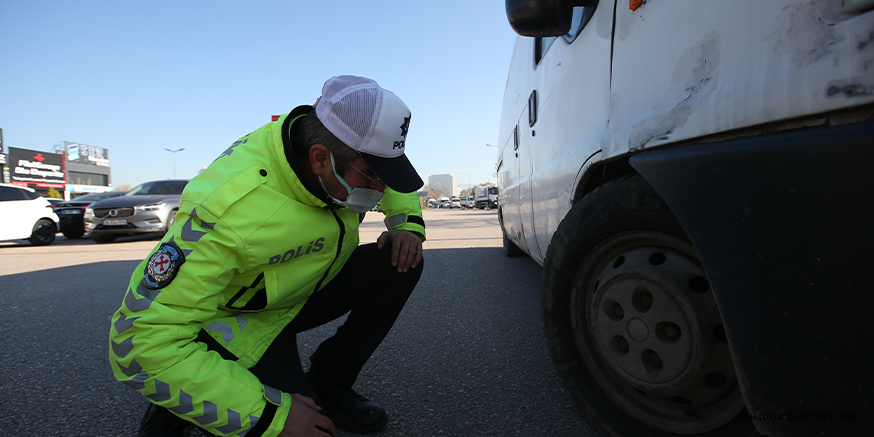 Polis ekipleri kış lastiği denetimi gerçekleştirdi